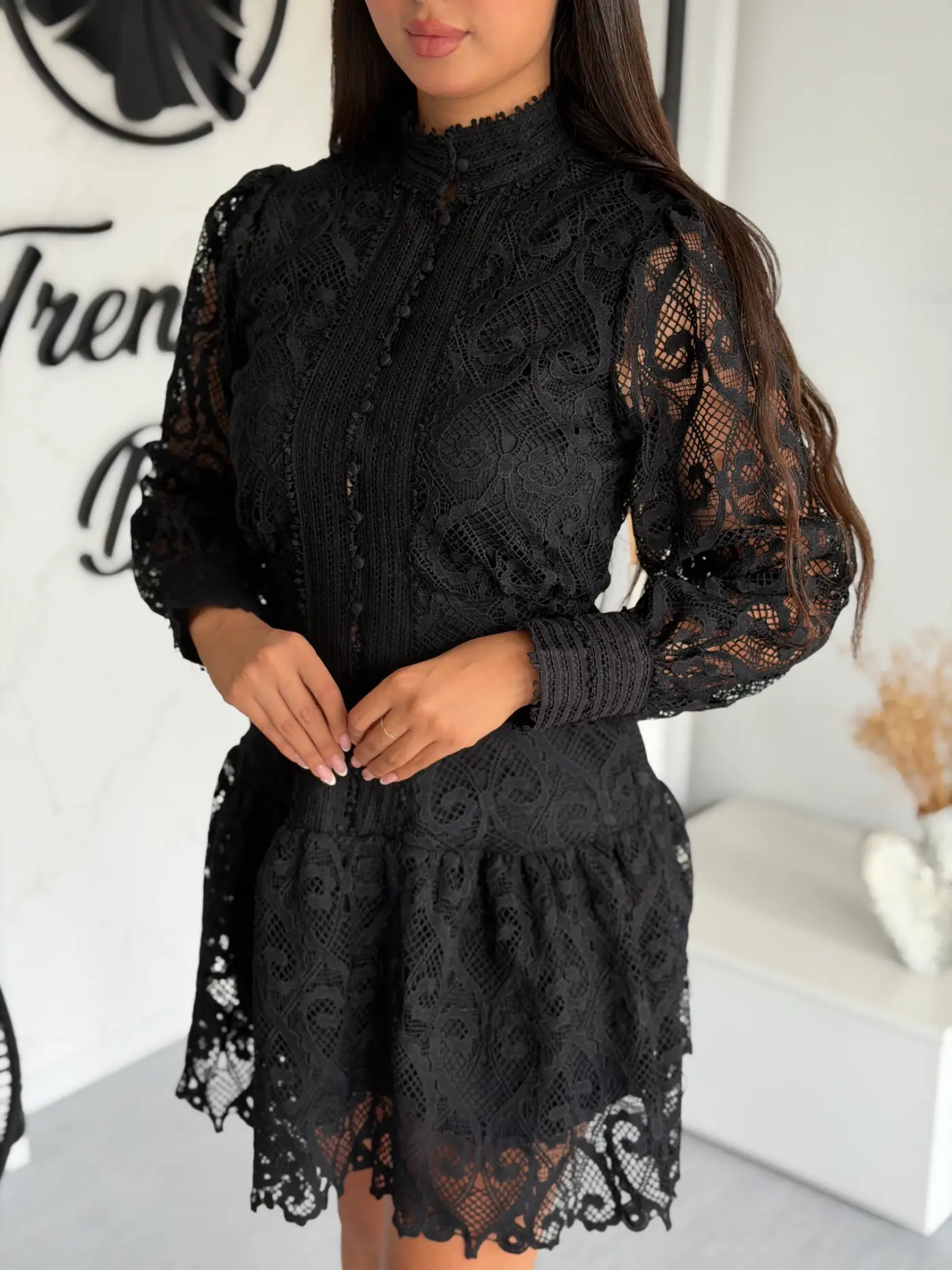 ROBE CÉLESTE EN DENTELLE